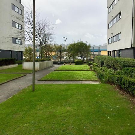 River Clyde West End Apartment - 2 Bedrooms Glasgow Exteriör bild